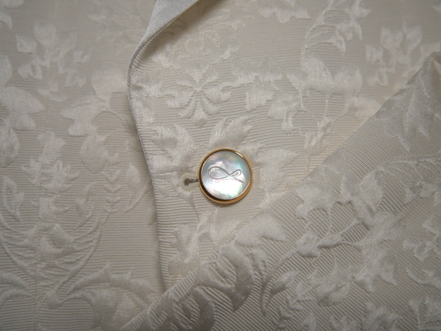 Mother Of Pearl With Gold Tone Buttons For Dinner Jacket