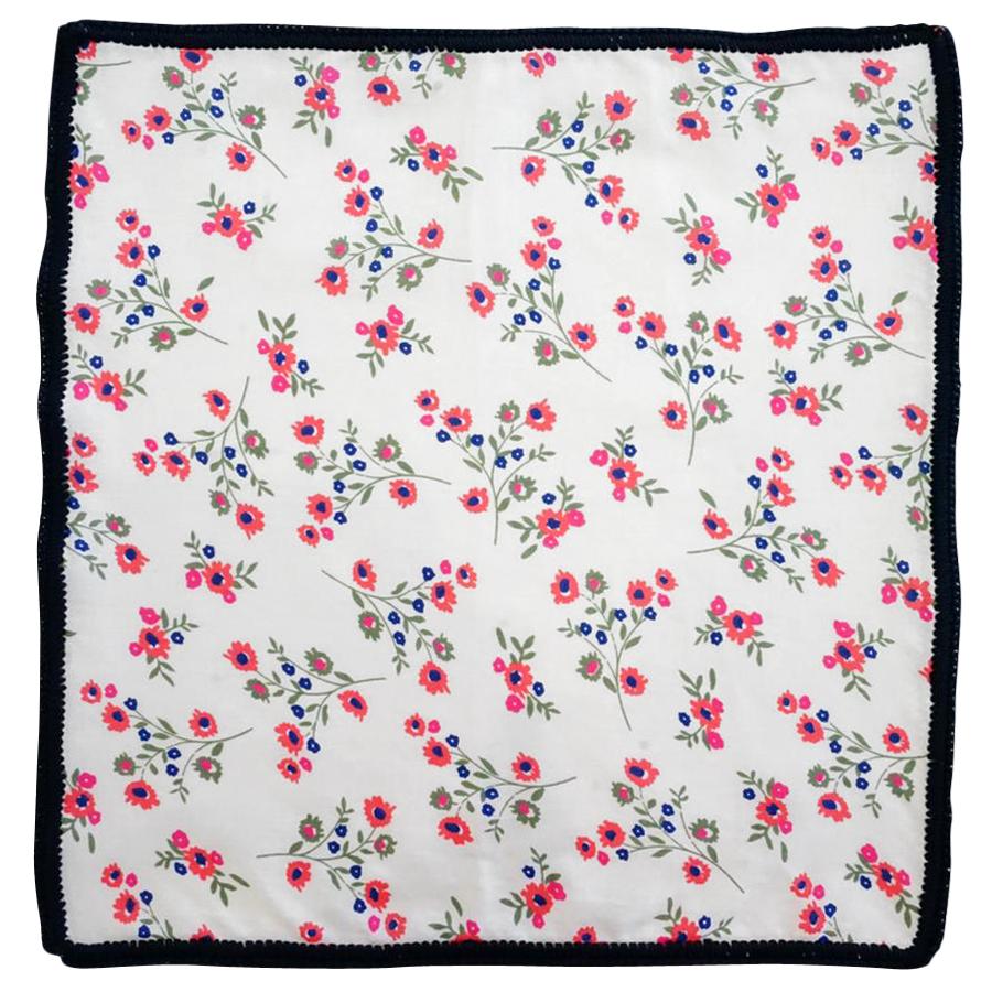 Strawberry Hamptons with Navy Blue Signature Border