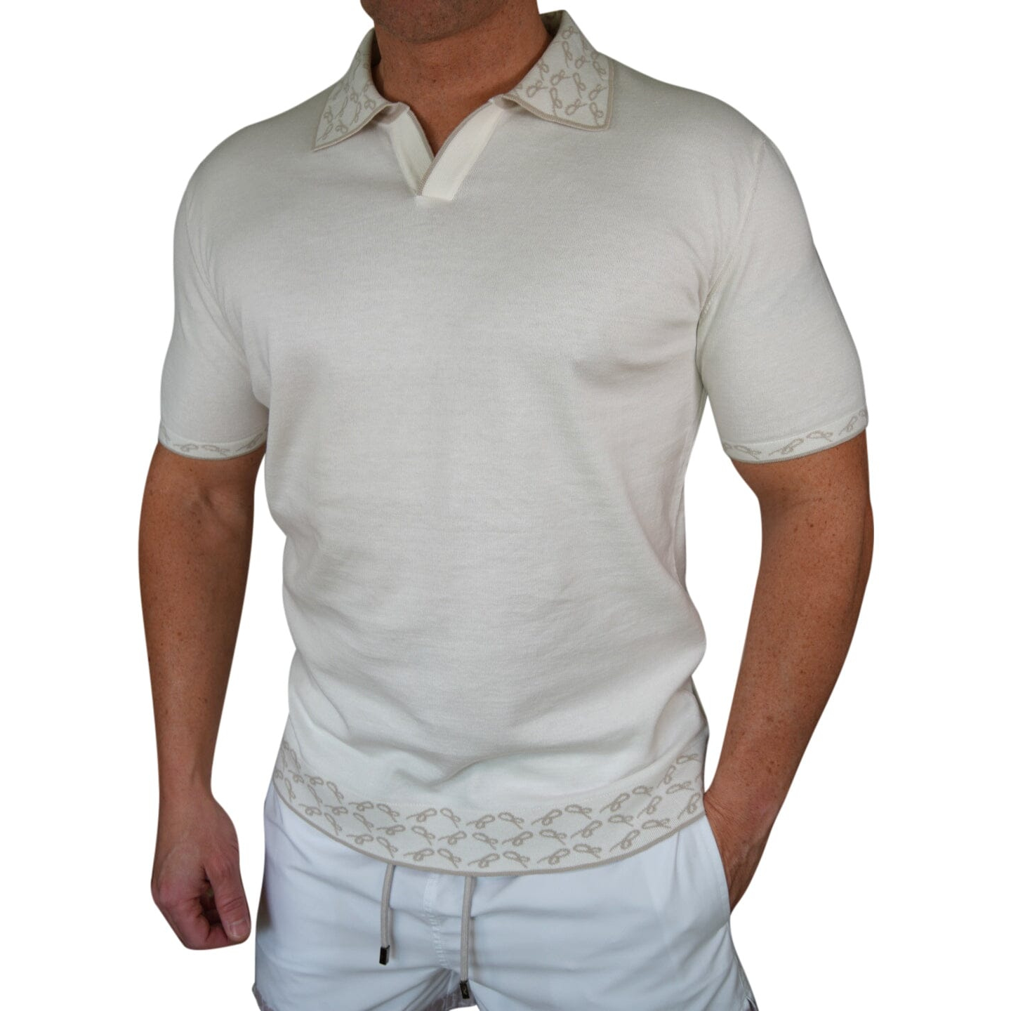 Avorio Signature Logo Knit Contrast V Neck Polo