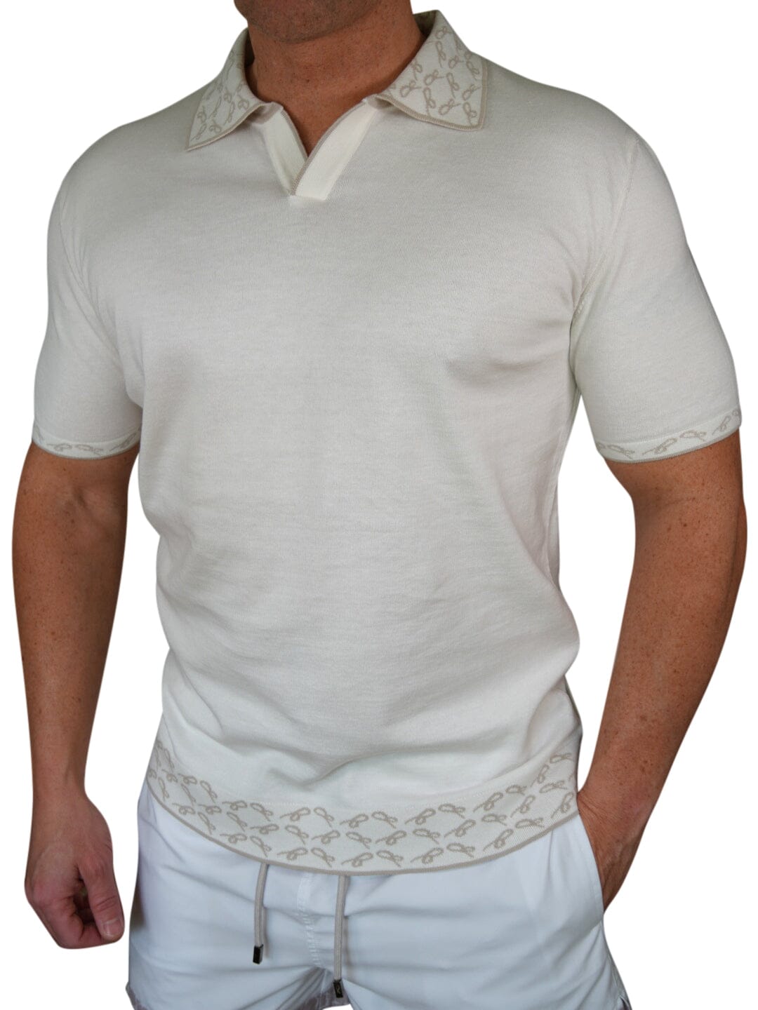 Avorio Signature Logo Knit Contrast V Neck Polo