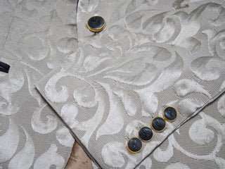 Nero Horn With Gold Tone Buttons For Dinner Jacket