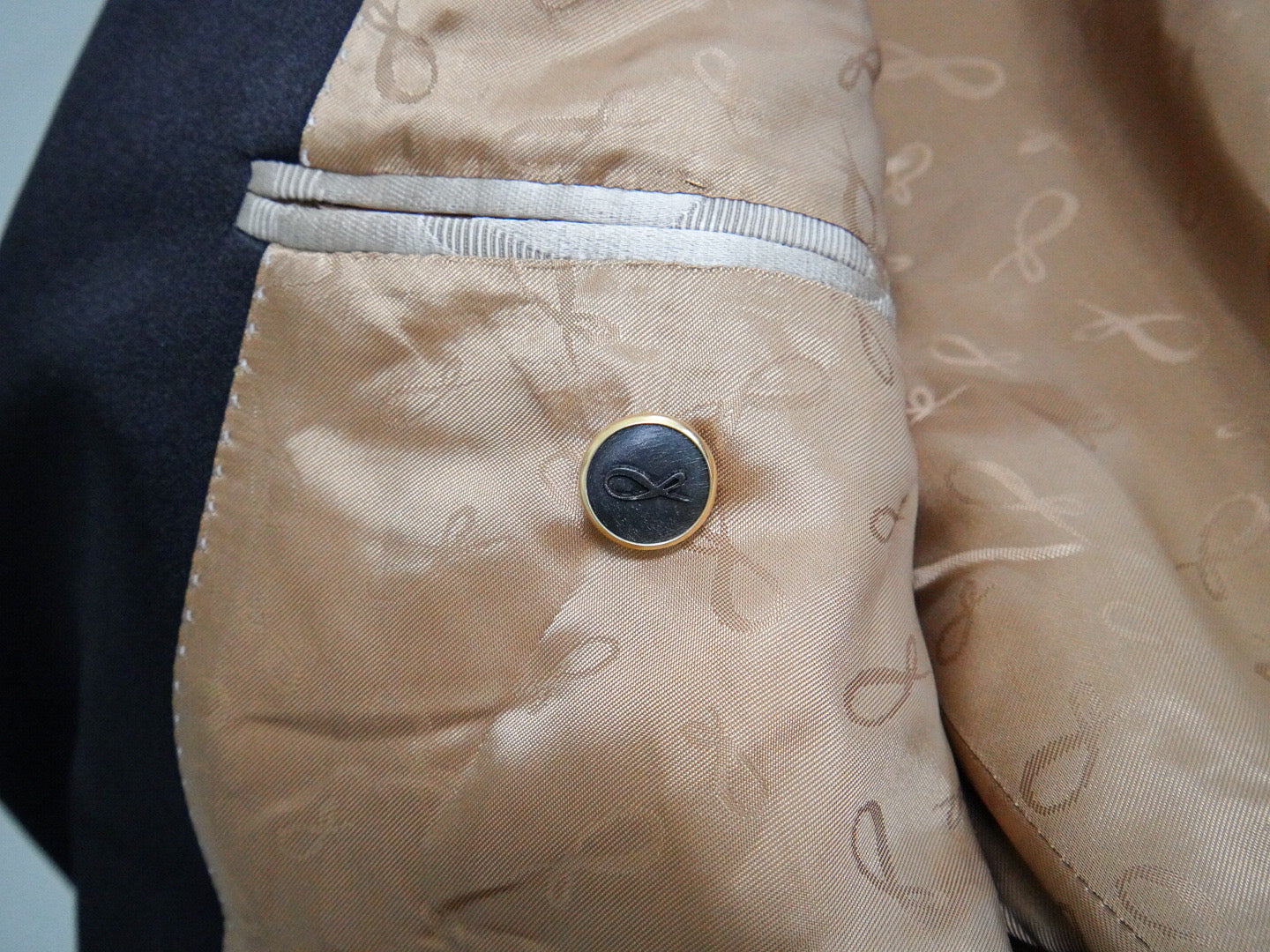 Nero Horn With Gold Tone Buttons For Sports Jacket