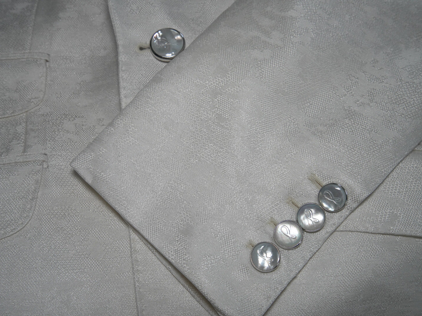 Mother Of Pearl With Silver Tone Buttons For Sports Jacket