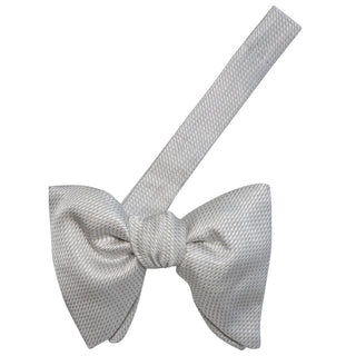 White Nieve with Charcoal Flake Signature Border