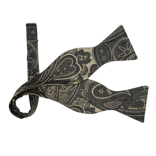 Venetian Paisley In Black Oro Classic Butterfly Bow Tie