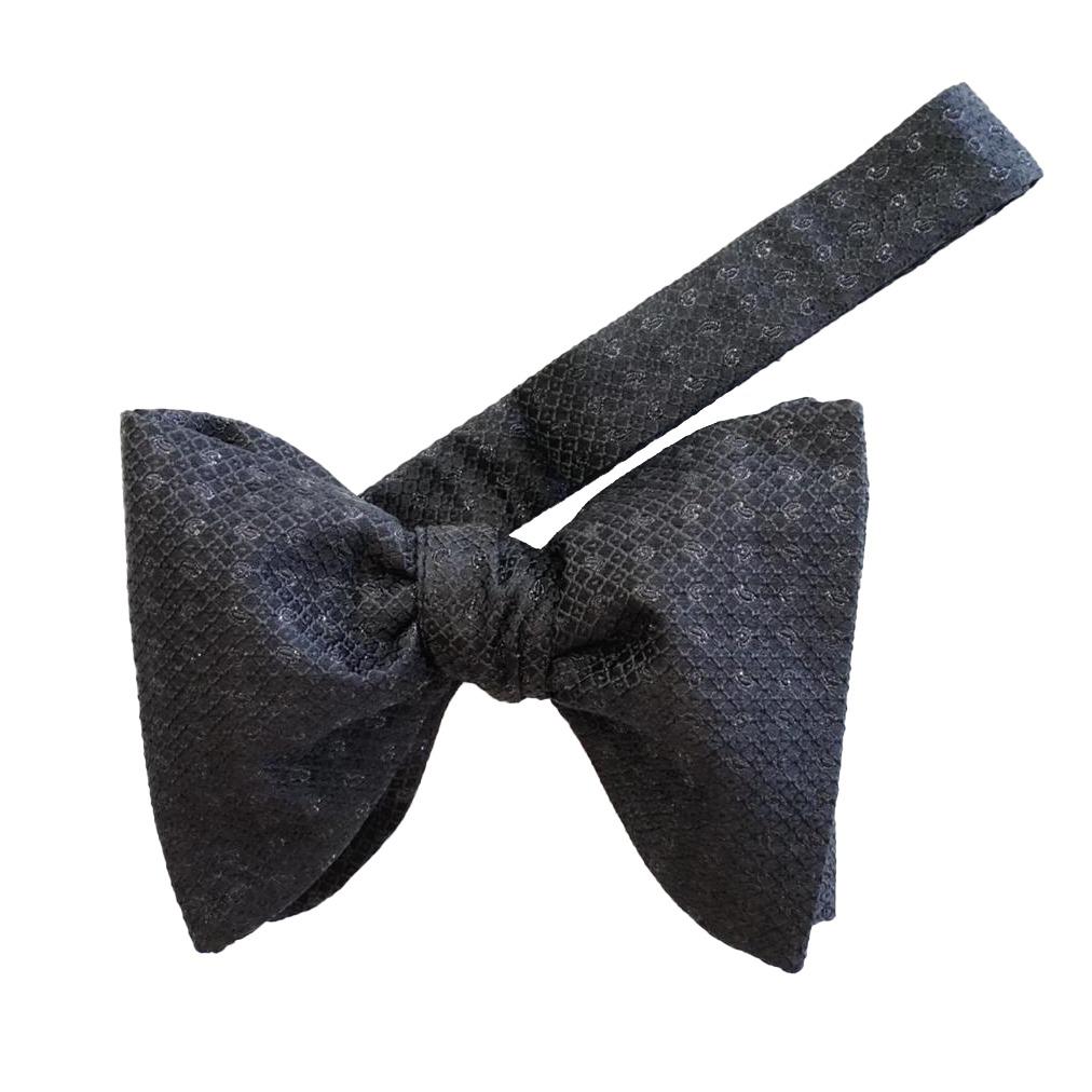 Onyx Brilla Jumbo Pre Tied Butterfly Bow Tie